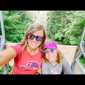 Meet your Posher, Jennifer